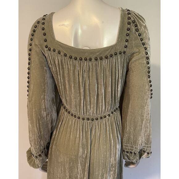 Double D Ranch Velvet Blessing Dress NWT XL Conchos Studs Greystone Sage Green - Picture 8 of 15